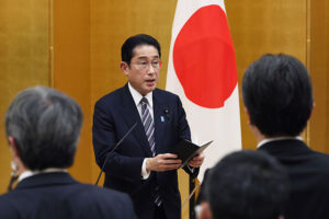 岸田首相、今度は「コロナ剰余金746億円」を防衛費に　「増税」決まったら次々と財源が見つかる摩訶不思議