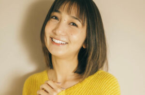 ＴＢＳ〝体育会系〟近藤夏子アナ　初グラビアで大人ワンピに挑戦