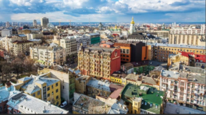 キーウ市長「日本人ジャーナリスト負傷」 ミサイル攻撃受け ウクライナ