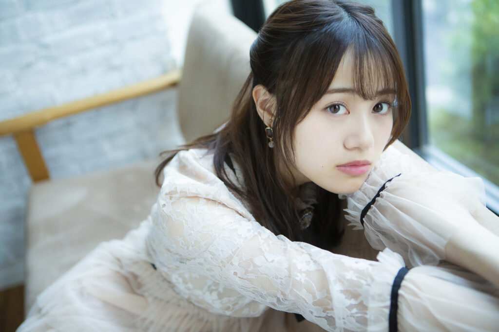 人気アイドル声優・伊藤美来（26）がカフェ男子俳優（27）と“2.5次元半同棲愛”《熱愛スクープ撮》