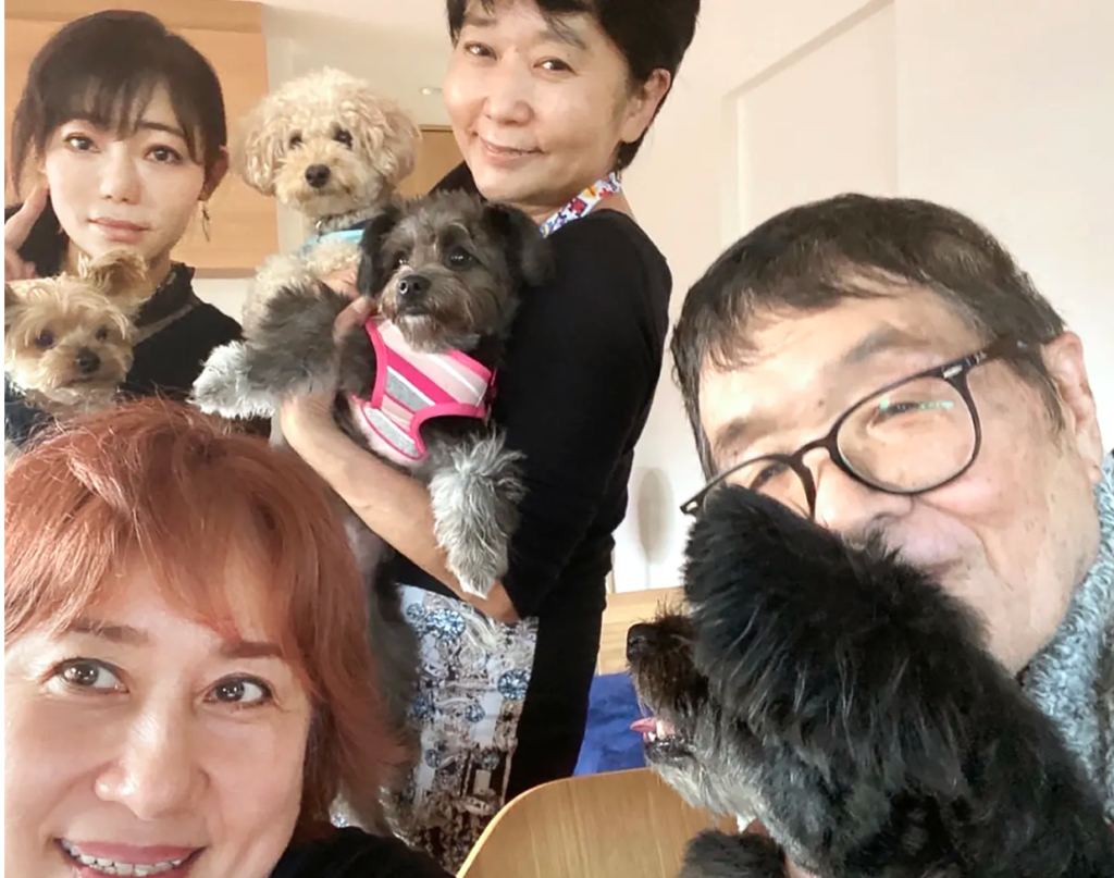 仲本工事の「27歳年下妻」私を「悪女」呼ばわりする人たちへ