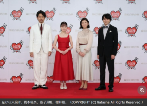 司会・橋本環奈は「落ち着きが異常」「もう少し緊張したほうがいい」、櫻井翔は松本潤から写真NGくらう