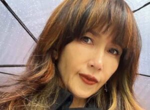 工藤静香「早め早めに」おせち料理の準備を公開…ヘルシー食材が木製プレートにずらり!結婚22年も反響