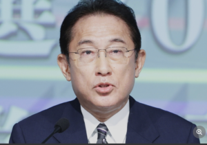 岸田首相「育休中の学び直し」批判殺到でトレンドに 蓮舫氏、ひろゆき氏、明石市長も