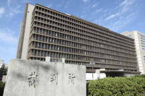 手術ミス新生児死亡、解決金と哀悼で和解