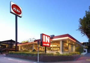 「ガスト」のすかいらーく、24時間営業の「復活」を検討