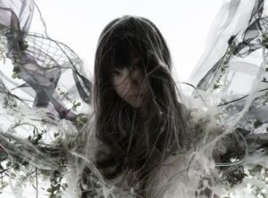 紅白出場のAimerが結婚発表 音楽プロデューサー・飛内将大氏と