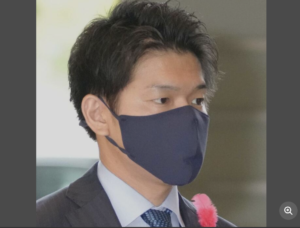 岸田首相の長男秘書官が公用車で「欧米観光&ショッピング」識者が警鐘「世界から批判される日本政治」