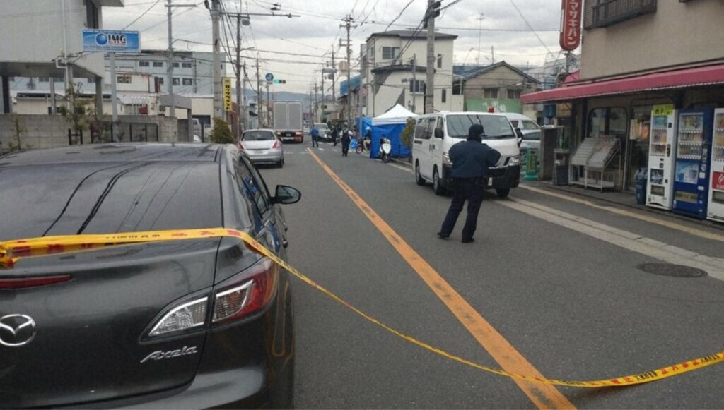 警官発砲、死亡の容疑者は末期がん理由に釈放→その後に指名手配