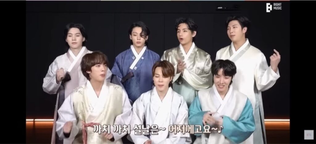 【BTS】ジンくんもいる「完全体」で旧正月メッセージ…「心穏やかにお過ごしください」