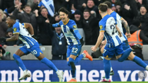 躍動の三笘薫、後半ATに劇的芸術弾！ リヴァプール戦で決勝ゴール、2戦連続の衝撃弾で逆転勝利に導く